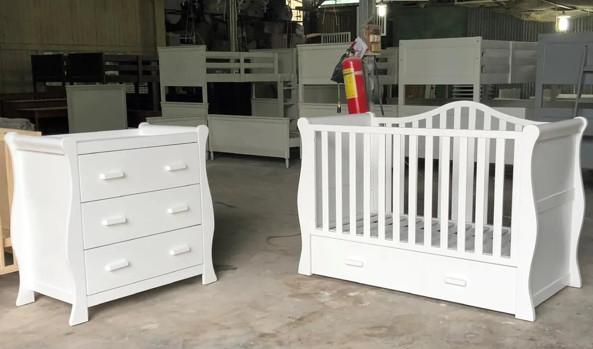 Bộ cũi trắng cổ điển kèm tủ thay tã 4 ngăn – ảnh 2