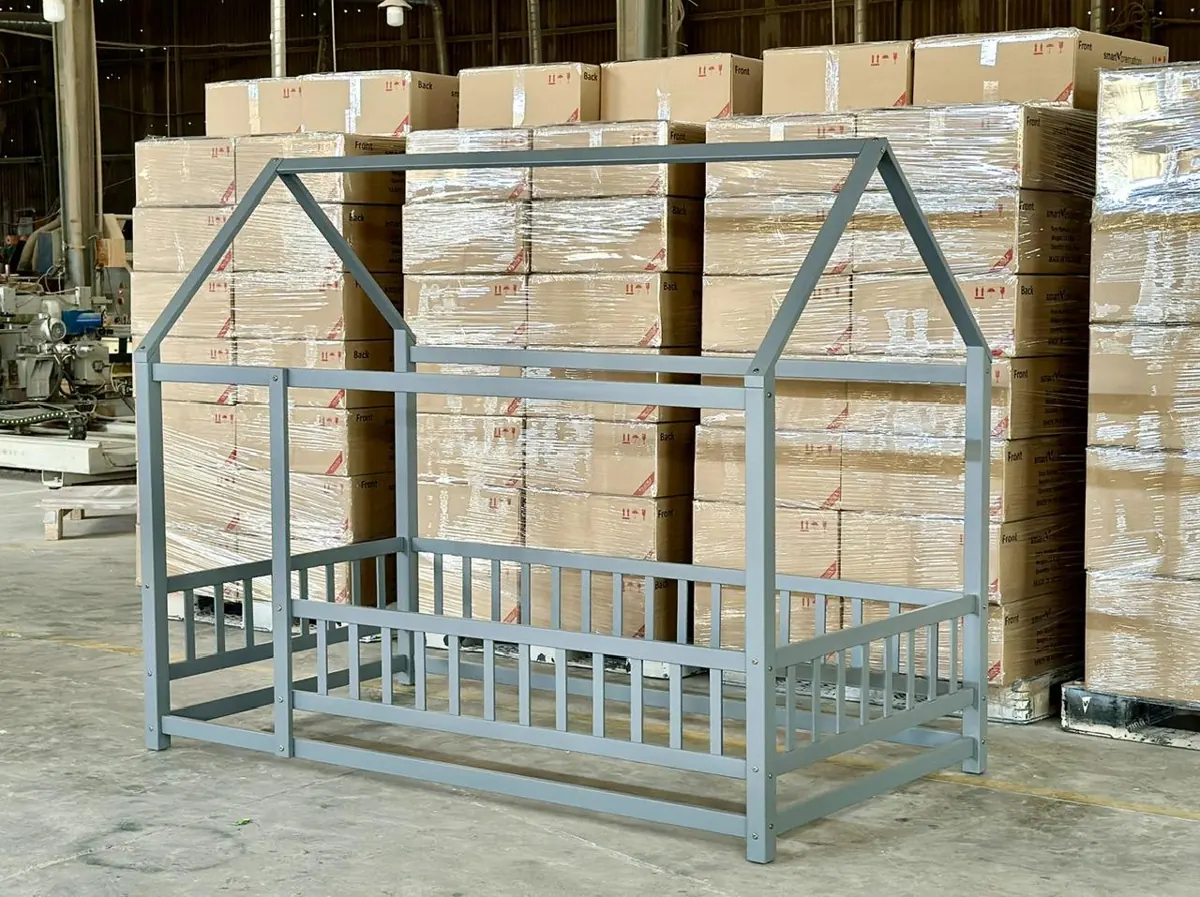 Giường kiểu nhà có lan can – ảnh 2