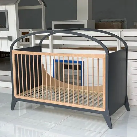 Cũi gỗ hiện đại màu gỗ – xám – ảnh 2