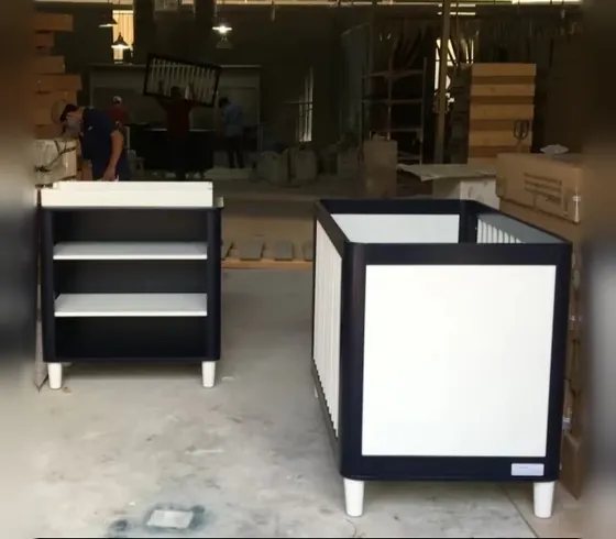 Cũi em bé gỗ đặc 343 có bộ chuyển giường bé tập đi - Cũi & nôi do Nội thất Tân Phước (Việt Nam) sản xuất