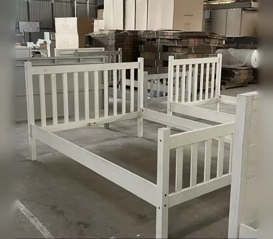 Giường trẻ em màu trắng 2 - Giường trẻ em do Nội thất Tân Phước (Việt Nam) sản xuất