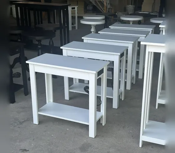 Bàn cạnh giường màu trắng có kệ dưới - Tủ đầu giường do Nội thất Tân Phước (Việt Nam) sản xuất